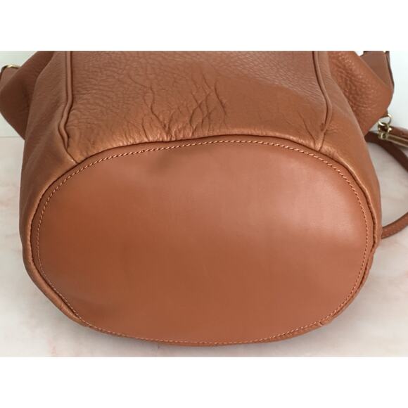 Tahari Bucket Handbag Women’s Tahari Leather Crossbody Bucket Shoulder Handbag - Picture 8 of 16